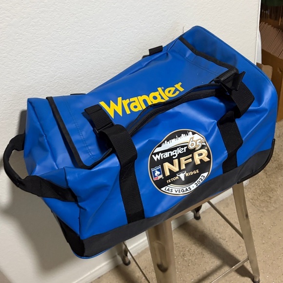 Wrangler Handbags - Wrangler NFR 2023 Rodeo Western Rolling Luggage Blue Duffel Carryon Suitcase